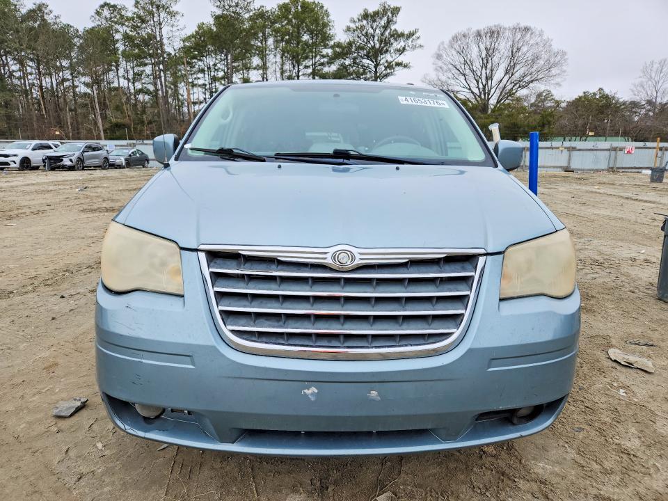 2010 Chrysler Town & Country Touring