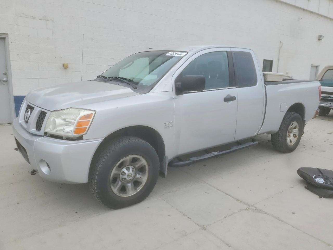 2004 Nissan Titan XE