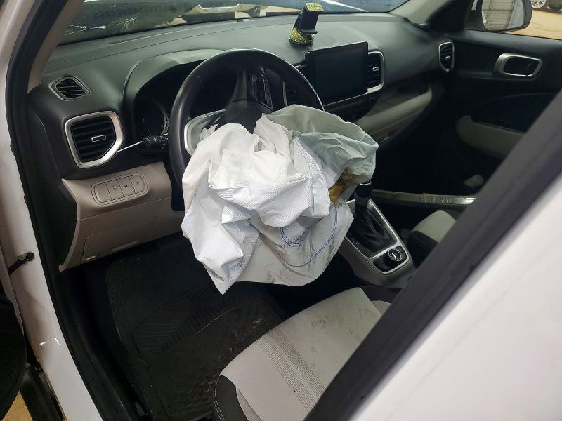 2021 Hyundai Venue sel