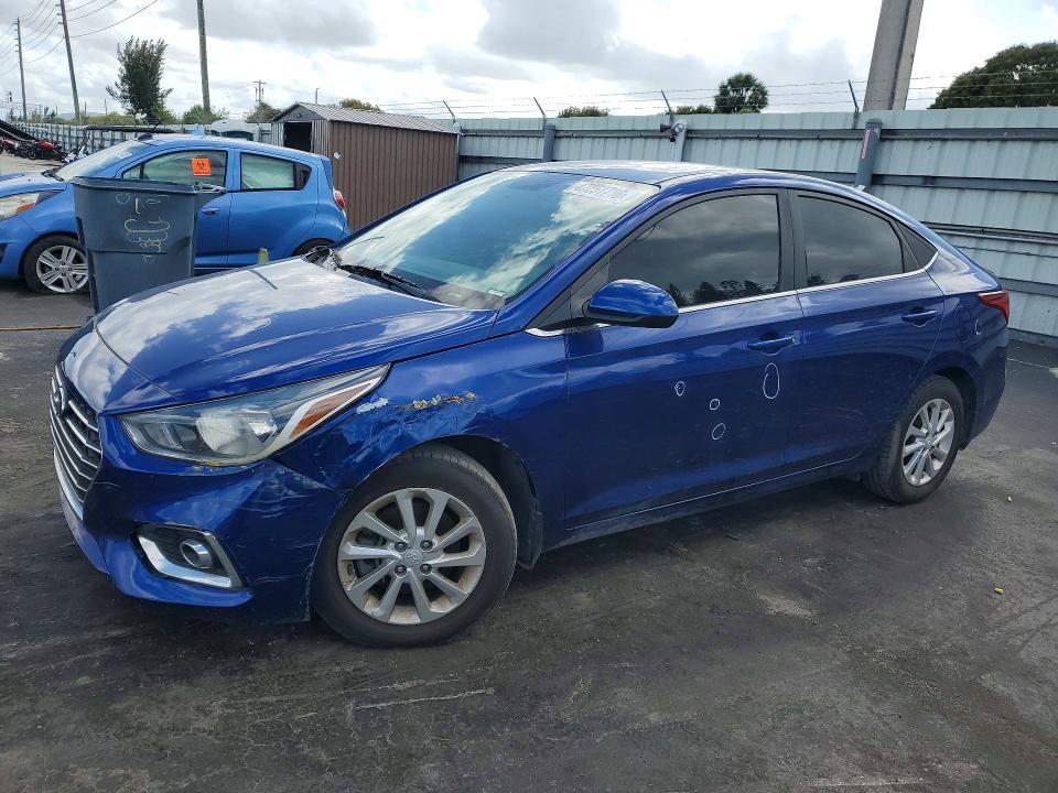 2022 Hyundai Accent sel