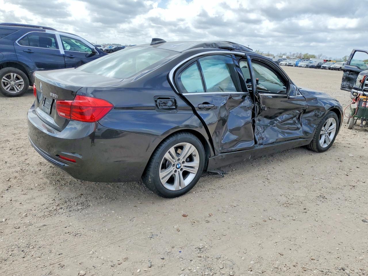 2017 BMW 330 xi