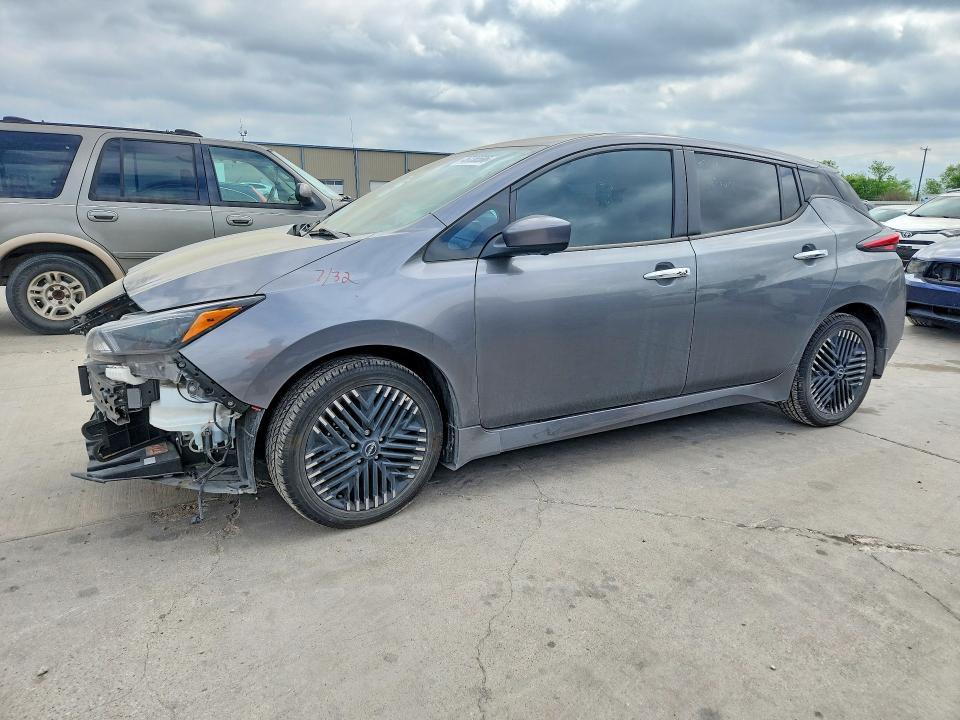 2024 Nissan Leaf sv Plus