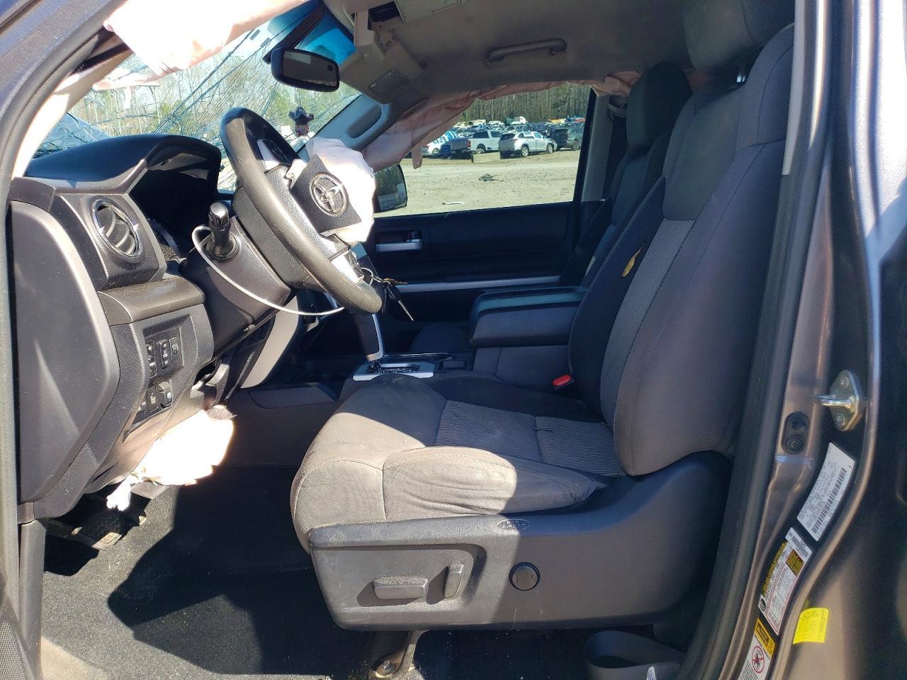 2017 Toyota Tundra SR5