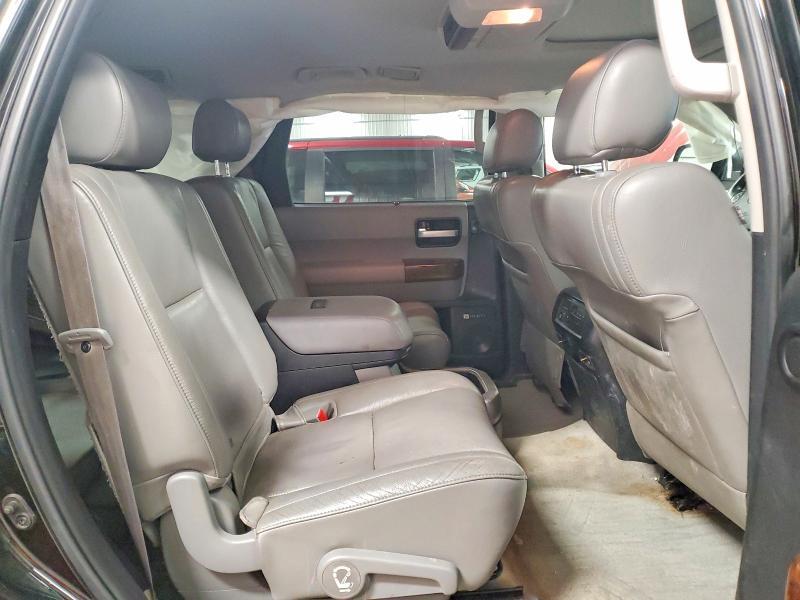 2010 Toyota Sequoia Platinum