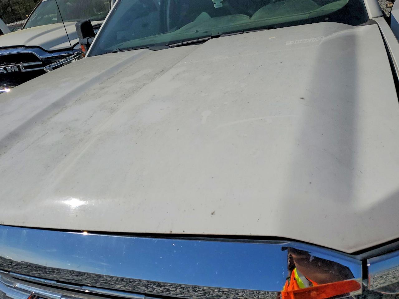 2017 Chevrolet Silverado Flatbed Truck