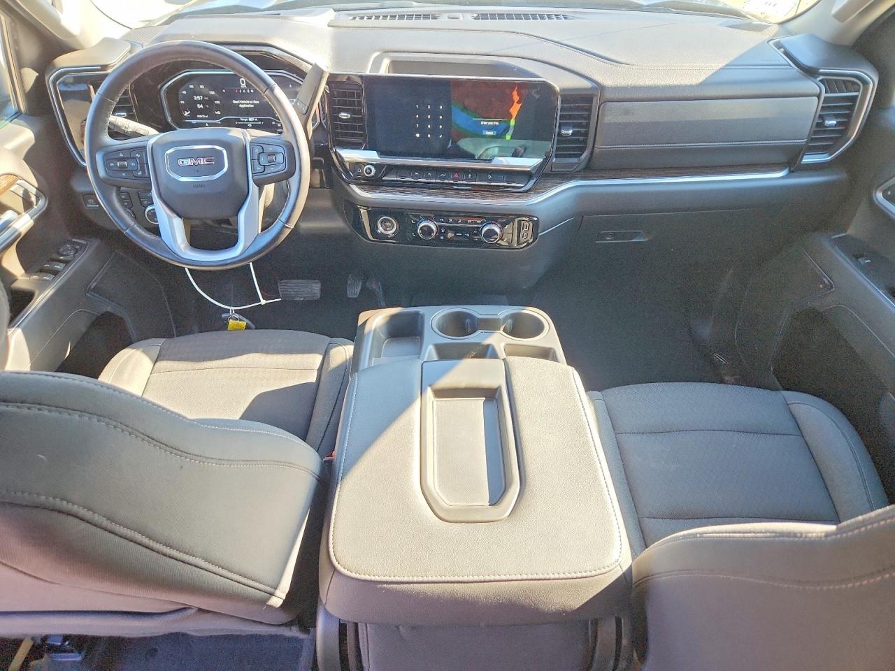 2022 GMC Sierra K1500 SLE