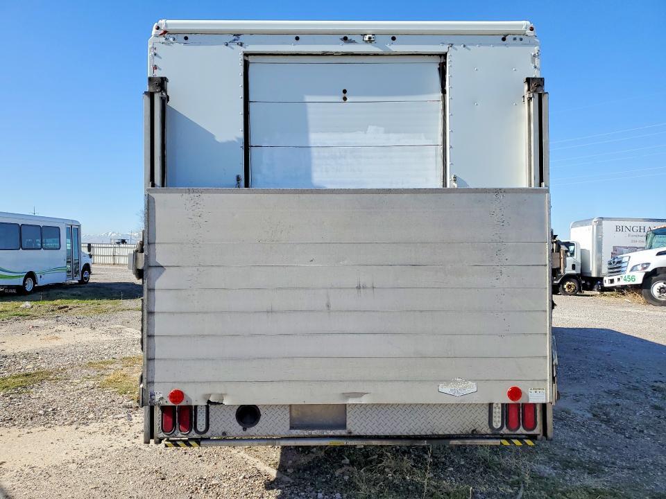2015 Ford F59 Delivery Truck