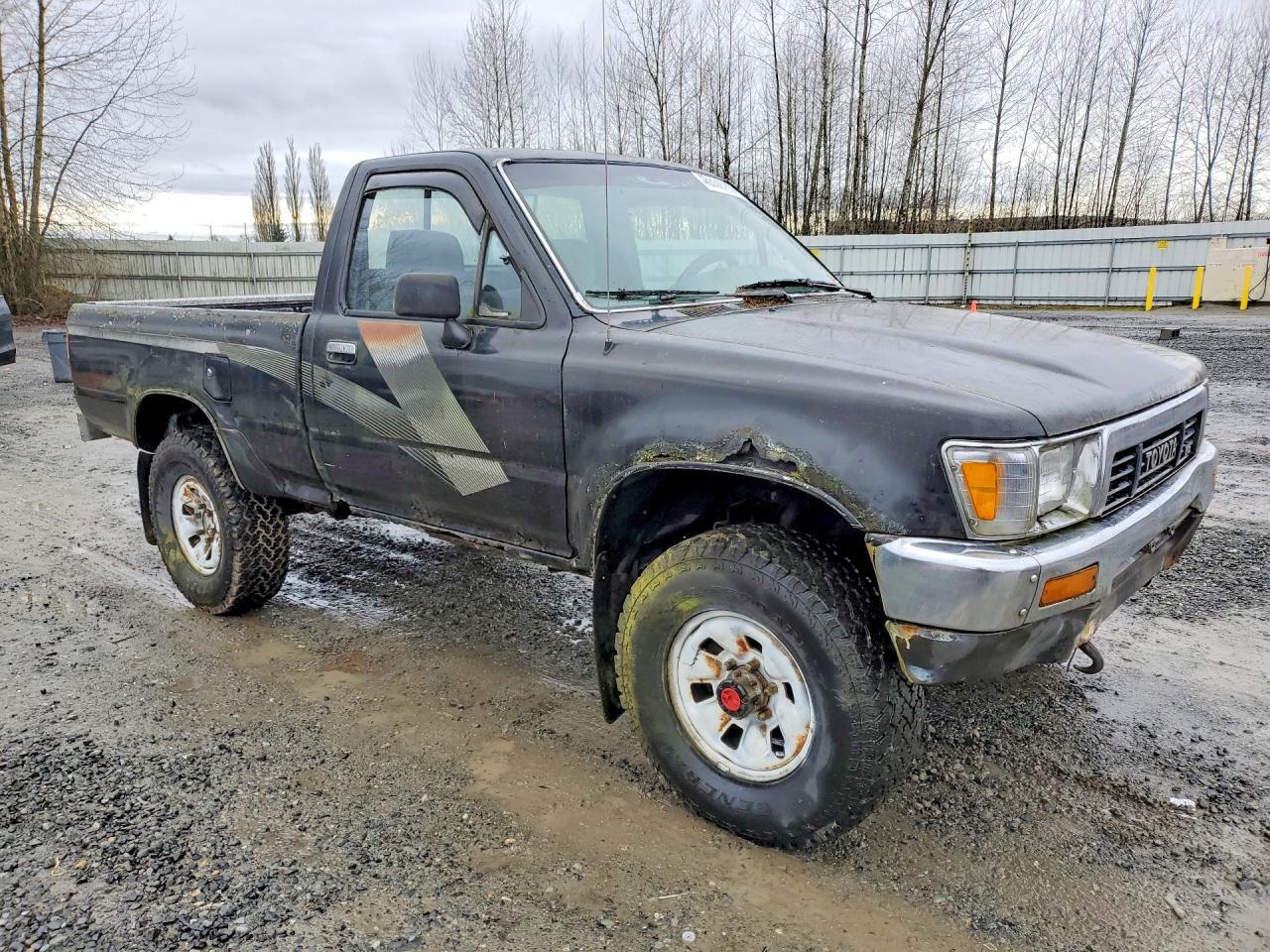 1989 Toyota Pickup Deluxe V6