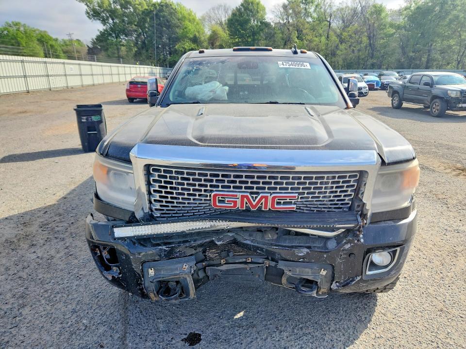 2015 GMC Sierra K2500 Denali