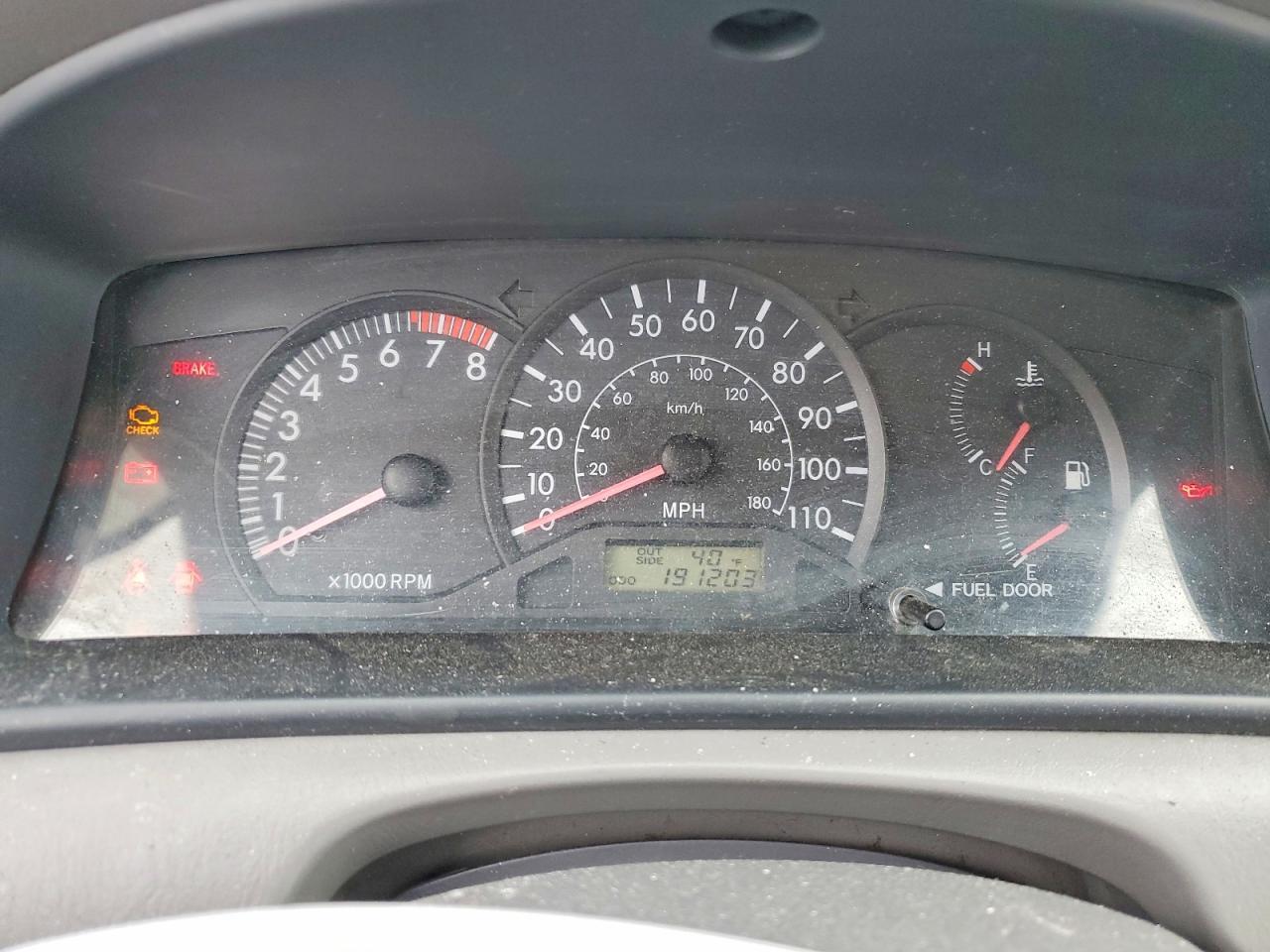 2004 Toyota Corolla ce