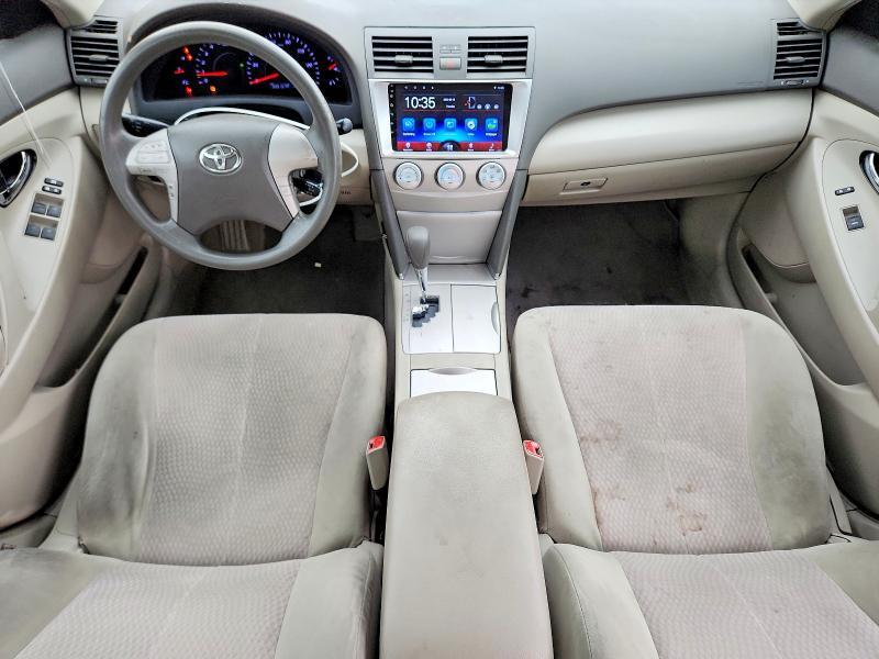 2011 Toyota Camry le