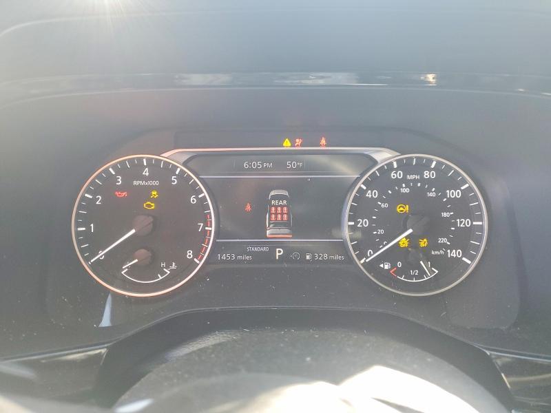 2025 Nissan Pathfinder sv