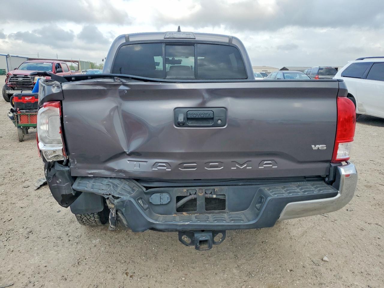 2017 Toyota Tacoma SR5 V6