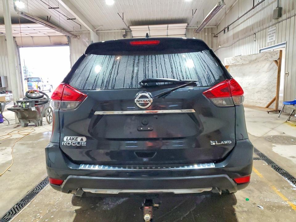 2017 Nissan Rogue sl