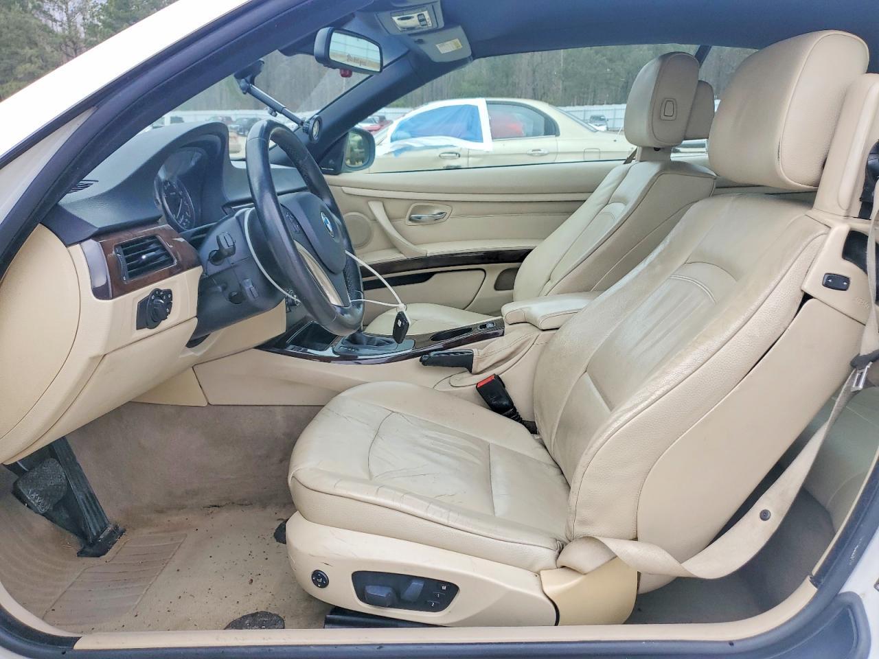 2011 BMW 328 i