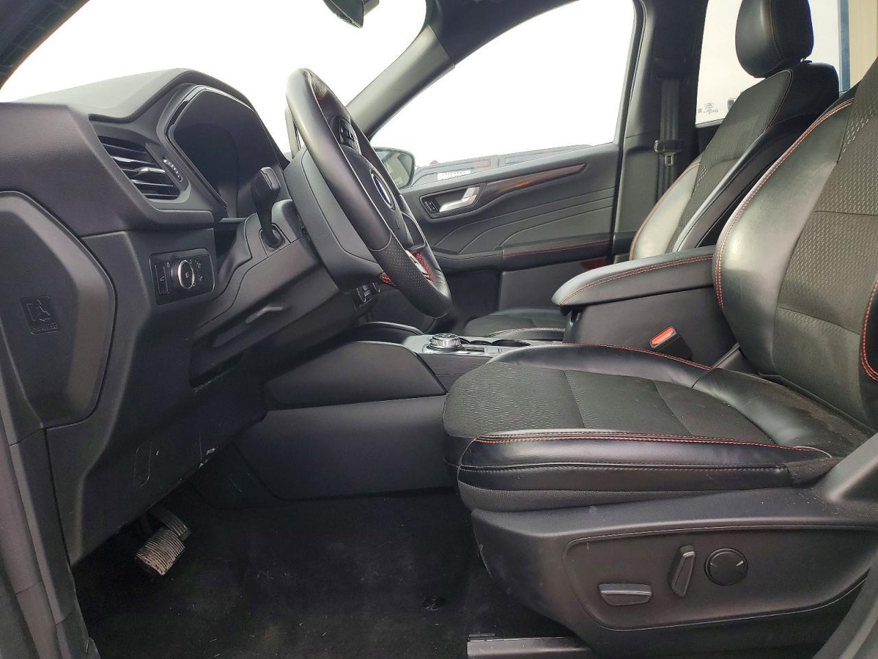 2025 Ford Escape st Line Select