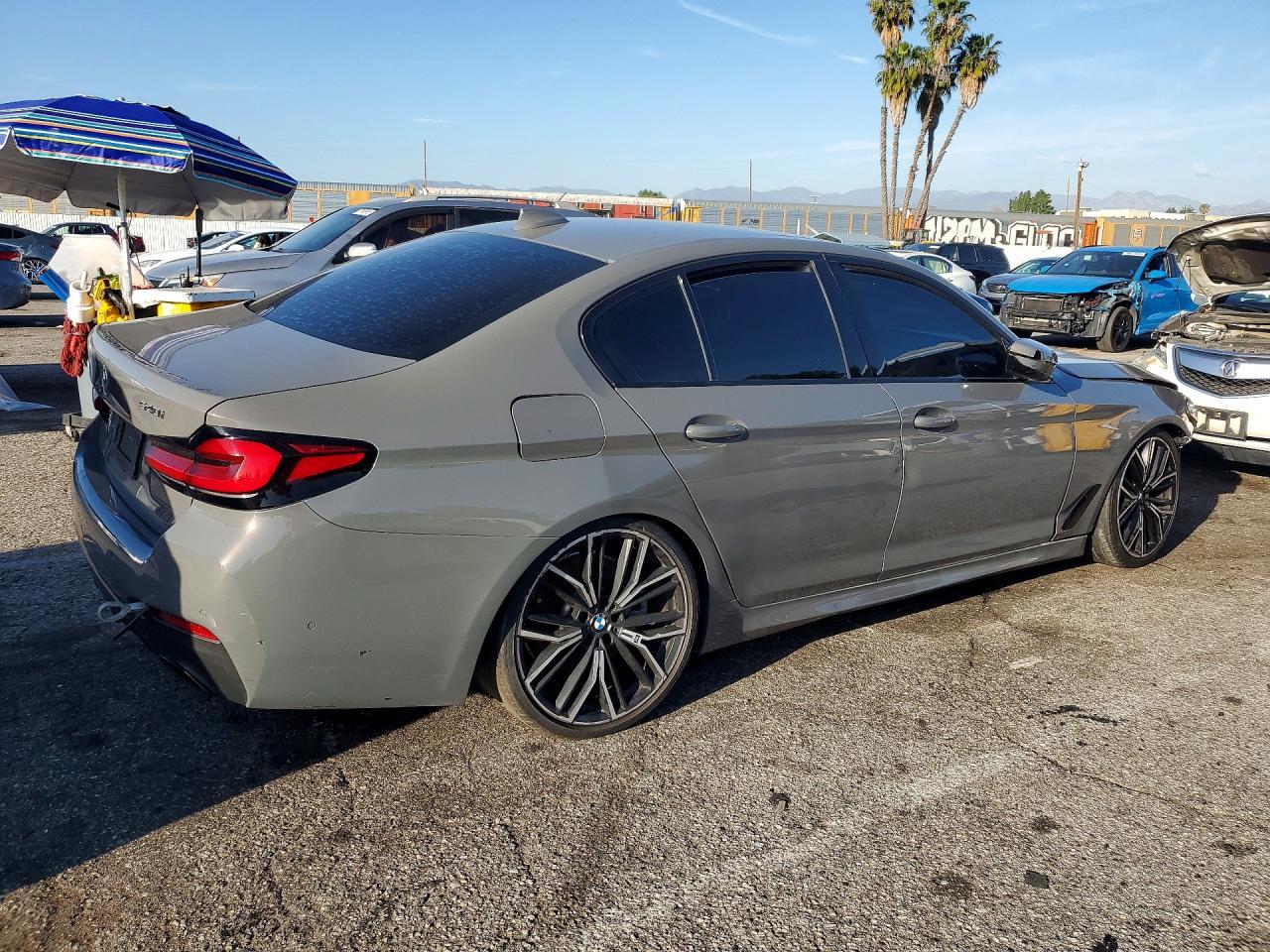 2021 BMW 540 i