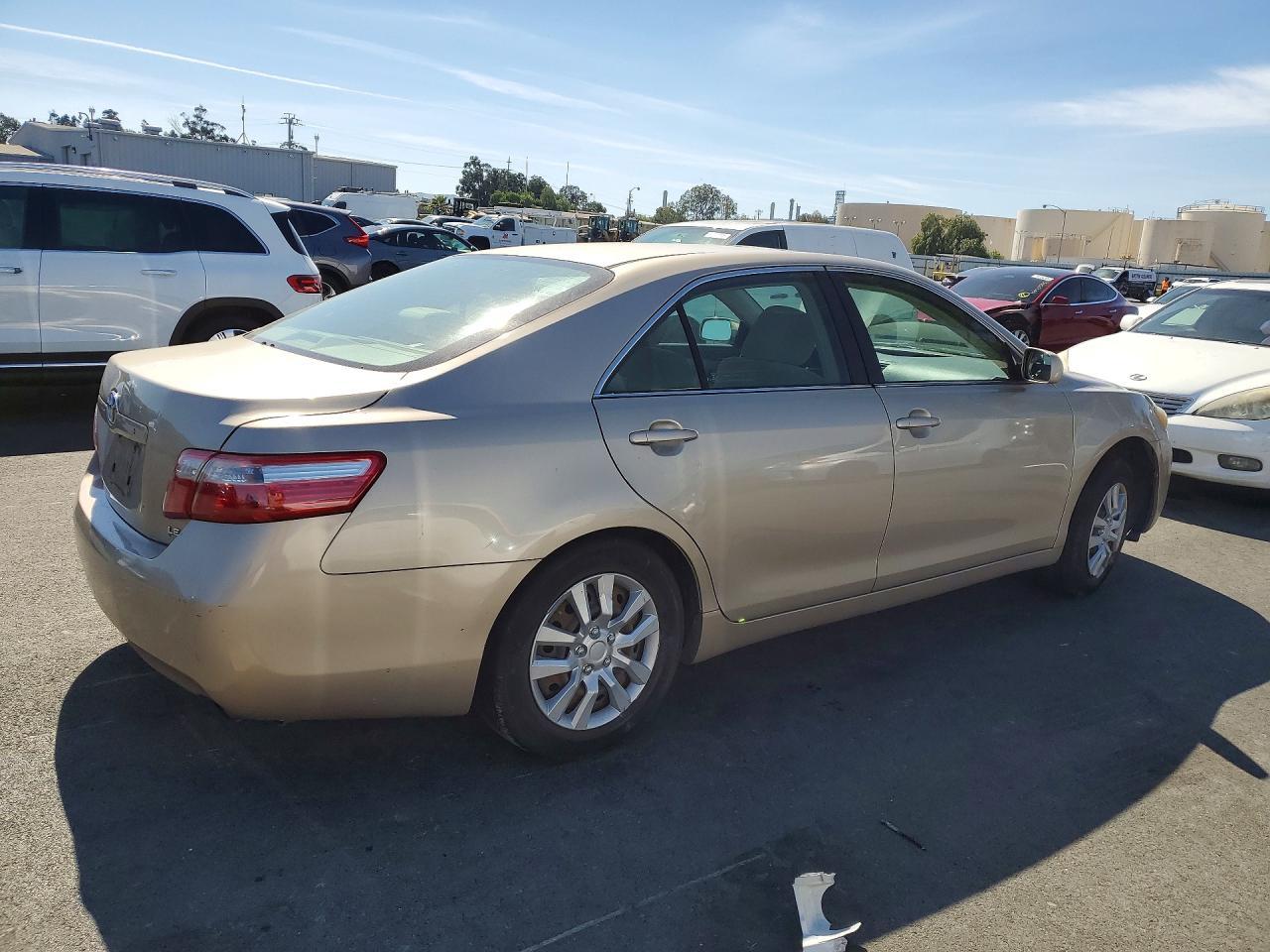 2009 Toyota Camry le