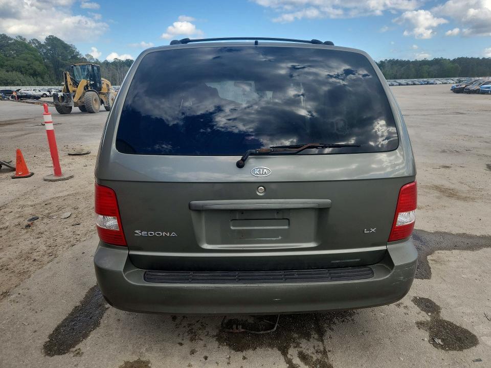 2005 KIA Sedona lx