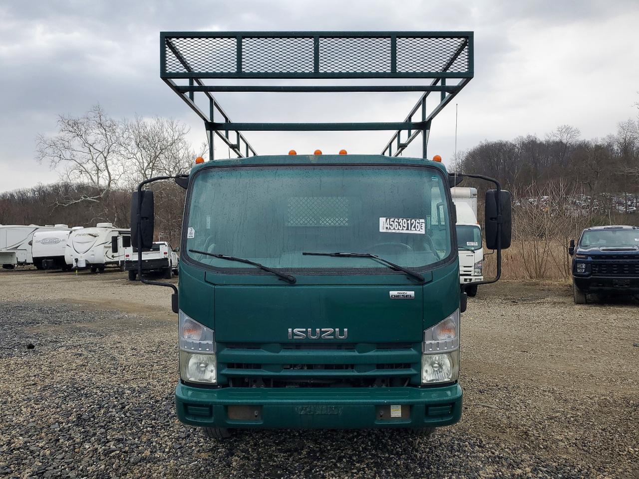 2014 Isuzu NRR Flatbed Truck