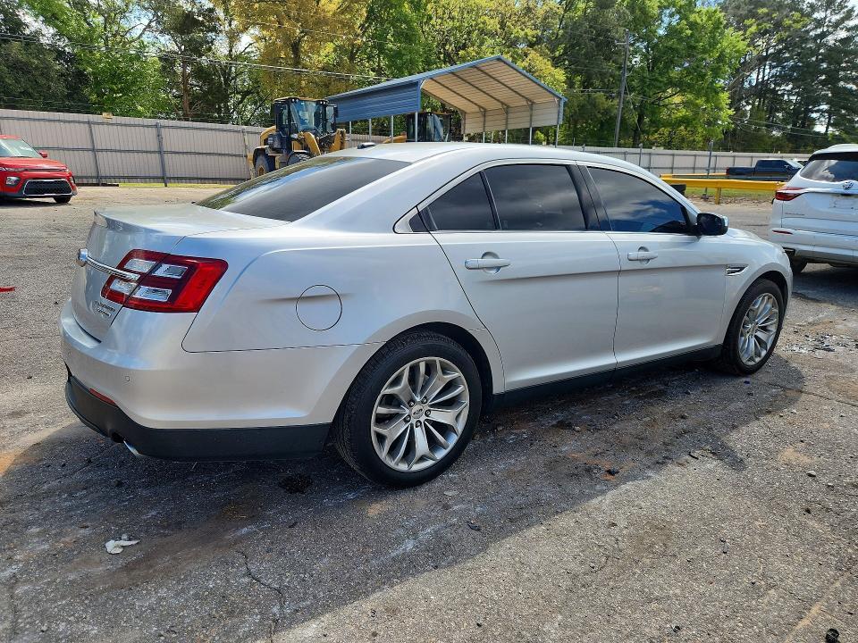 2016 Ford Taurus Limited