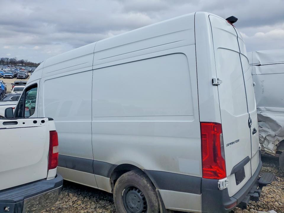 2025 Mercedes-Benz 2025 Mercedes Benz Sprinter 2500 Delivery van