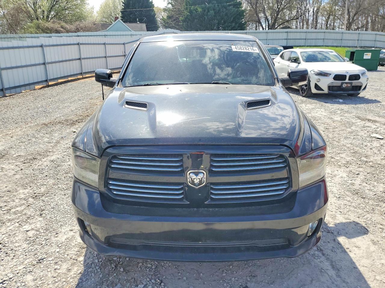 2016 Dodge RAM 1500 Sport