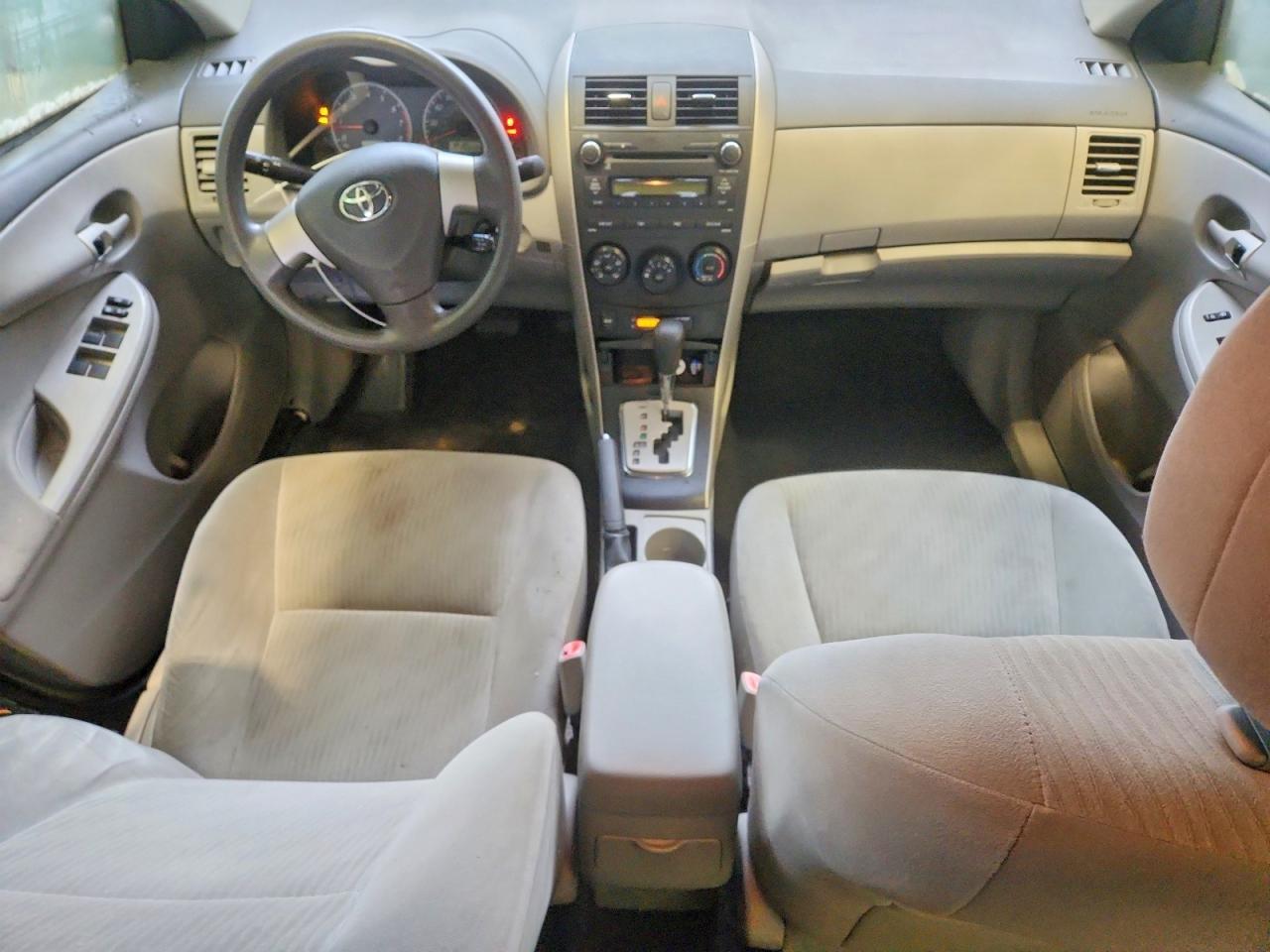 2010 Toyota Corolla le
