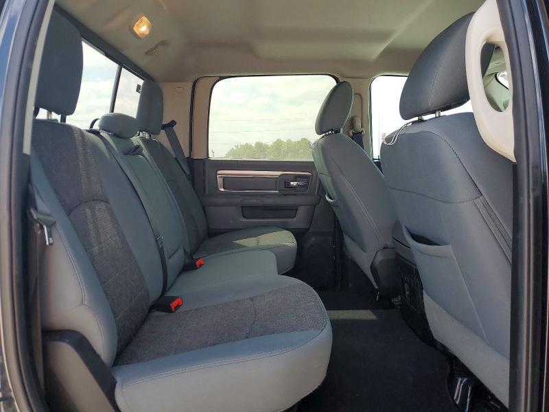 2016 Dodge RAM 1500 SLT