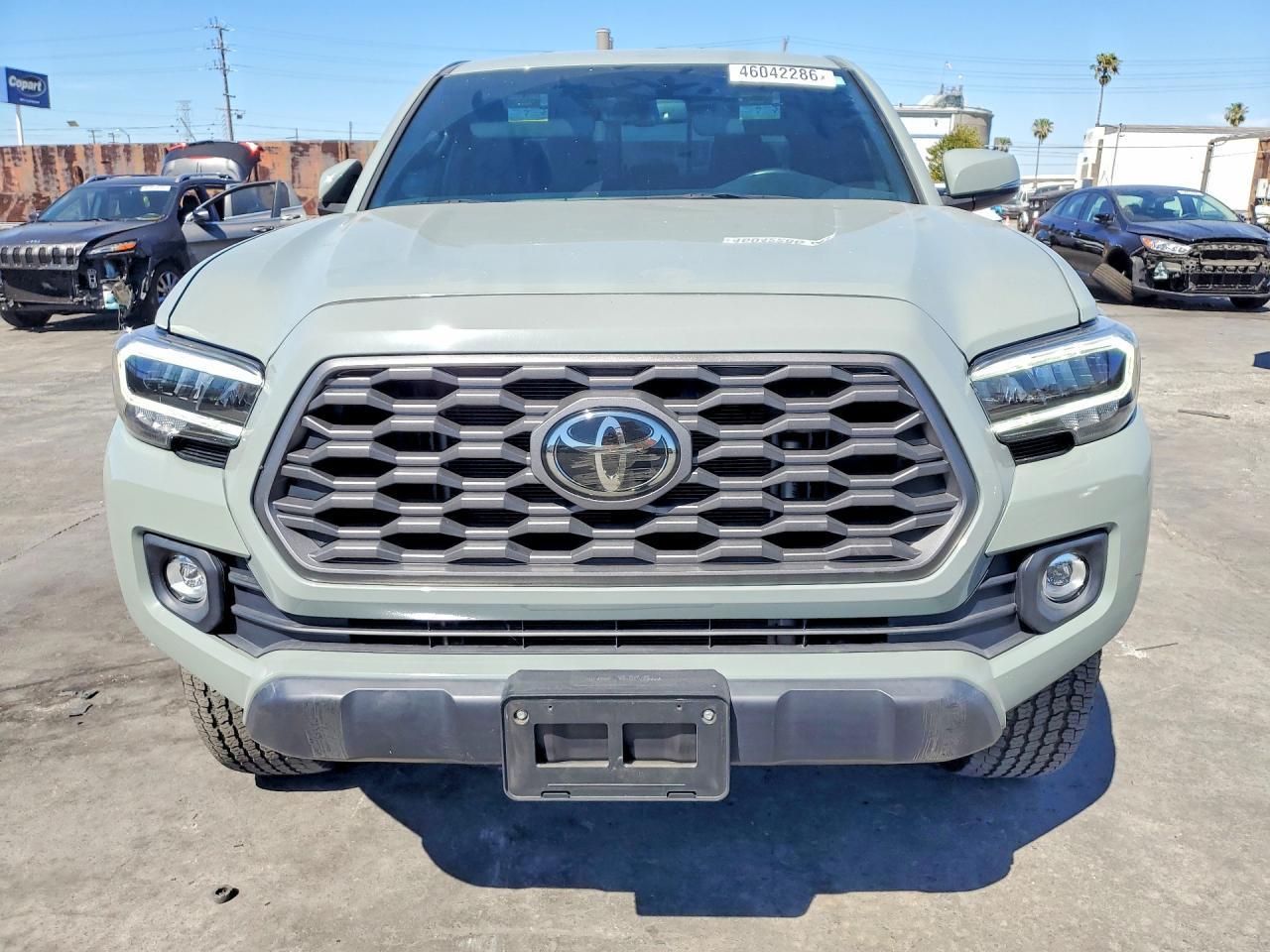 2023 Toyota Tacoma TRD OFF-Road