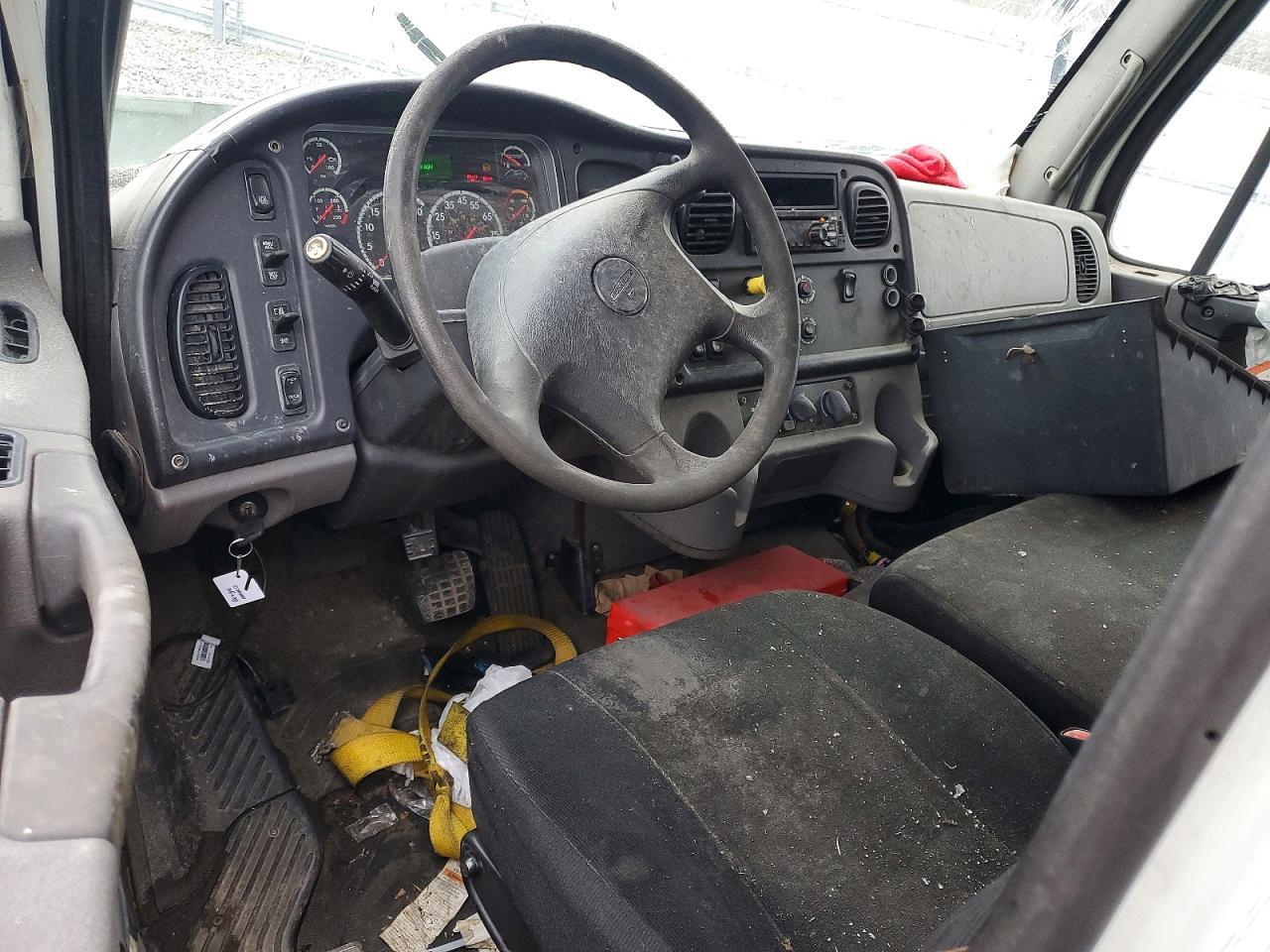 2018 Freigliner 2018 Freightliner BOX Truck