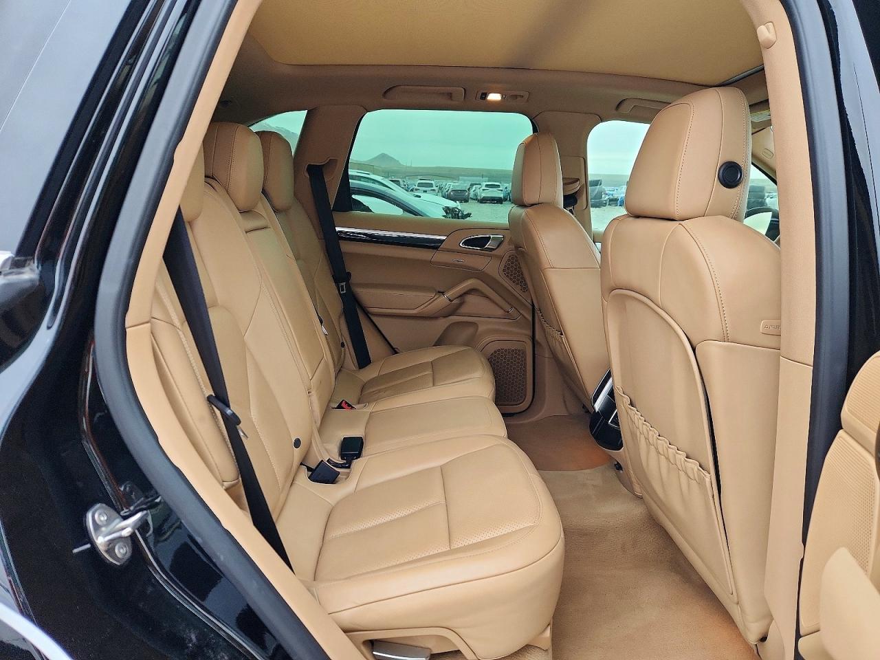 2013 Porsche Cayenne s
