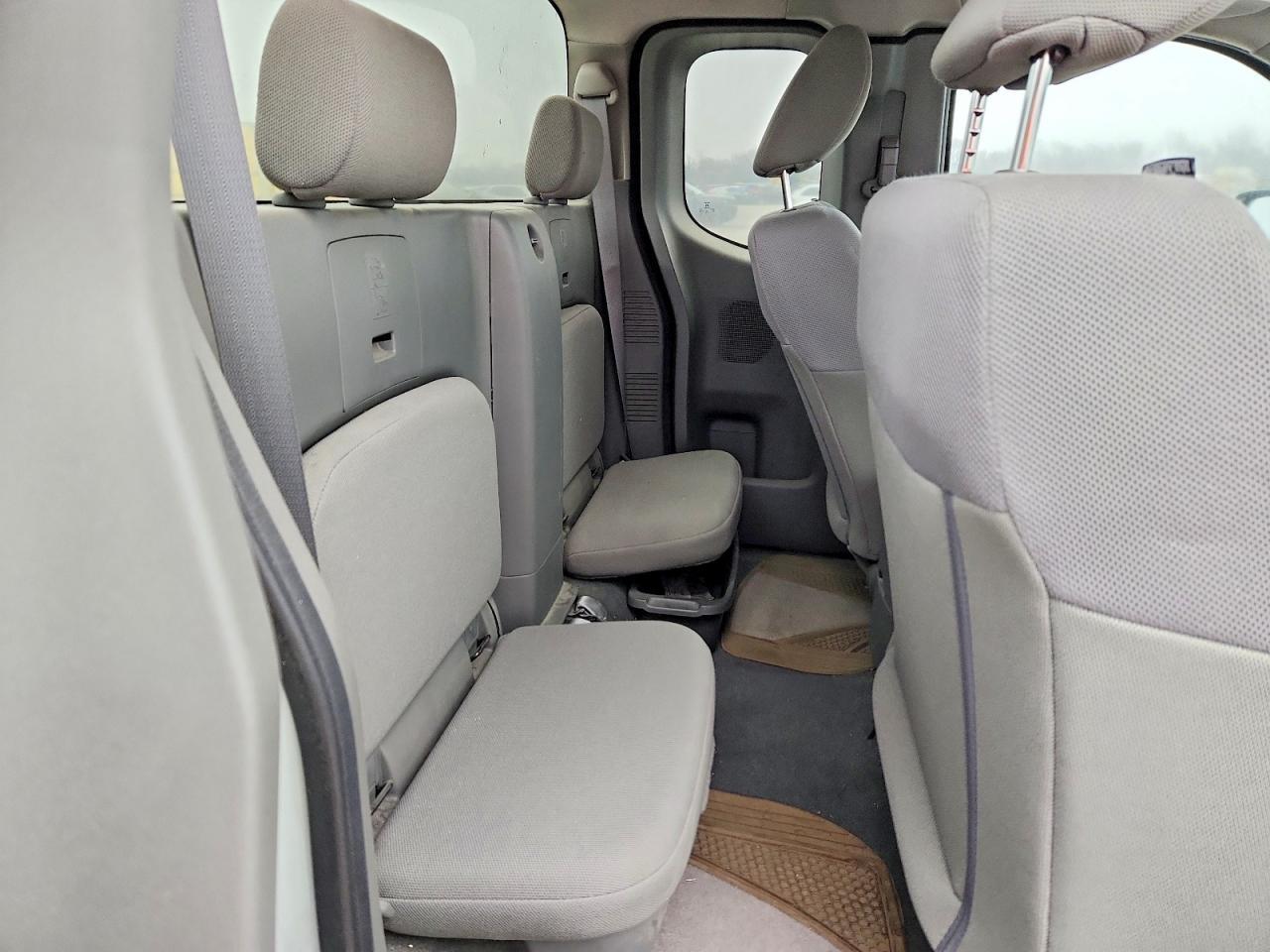 2019 Nissan Frontier S