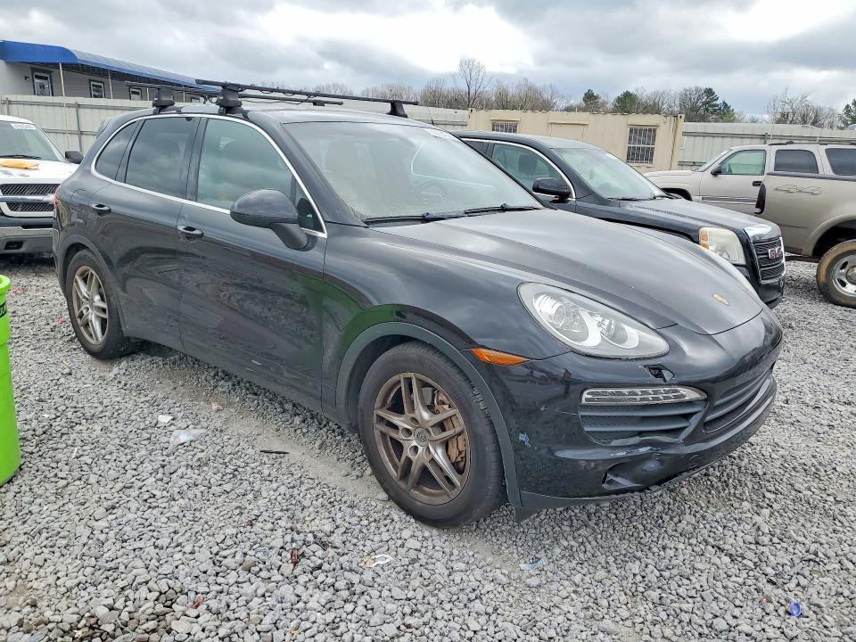 2013 Porsche Cayenne s