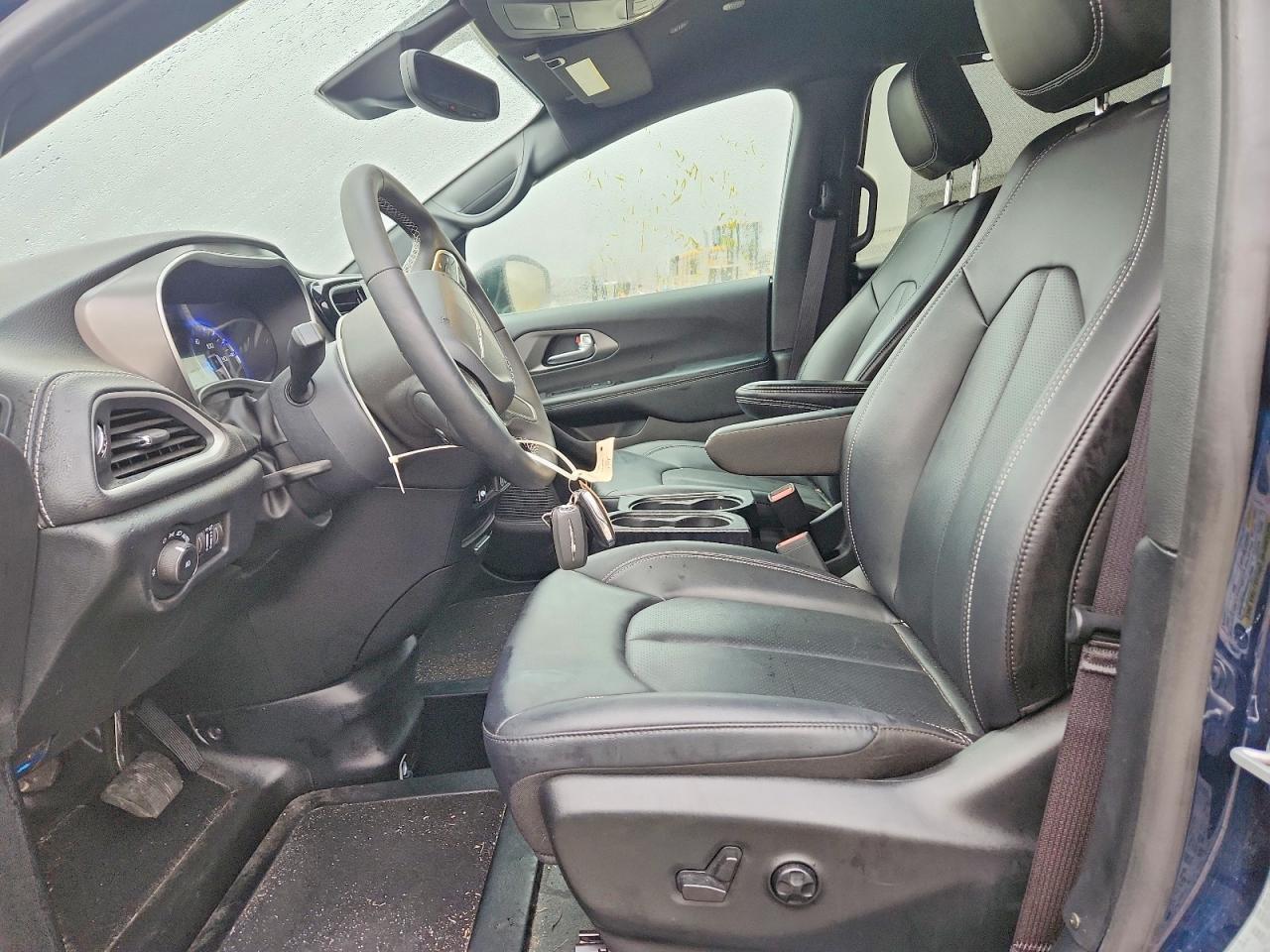 2025 Chrysler Pacifica