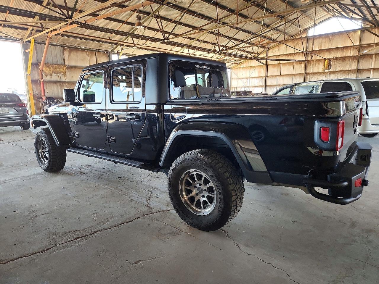 2022 Jeep Gladiator Sport