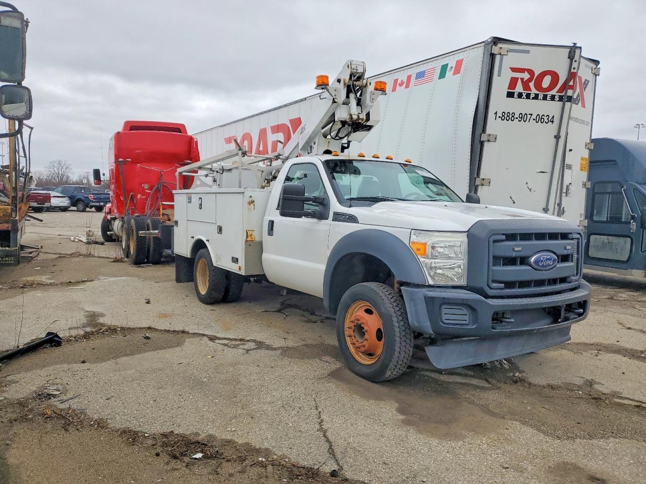2016 Ford F450 Super Duty Bucket Truck
