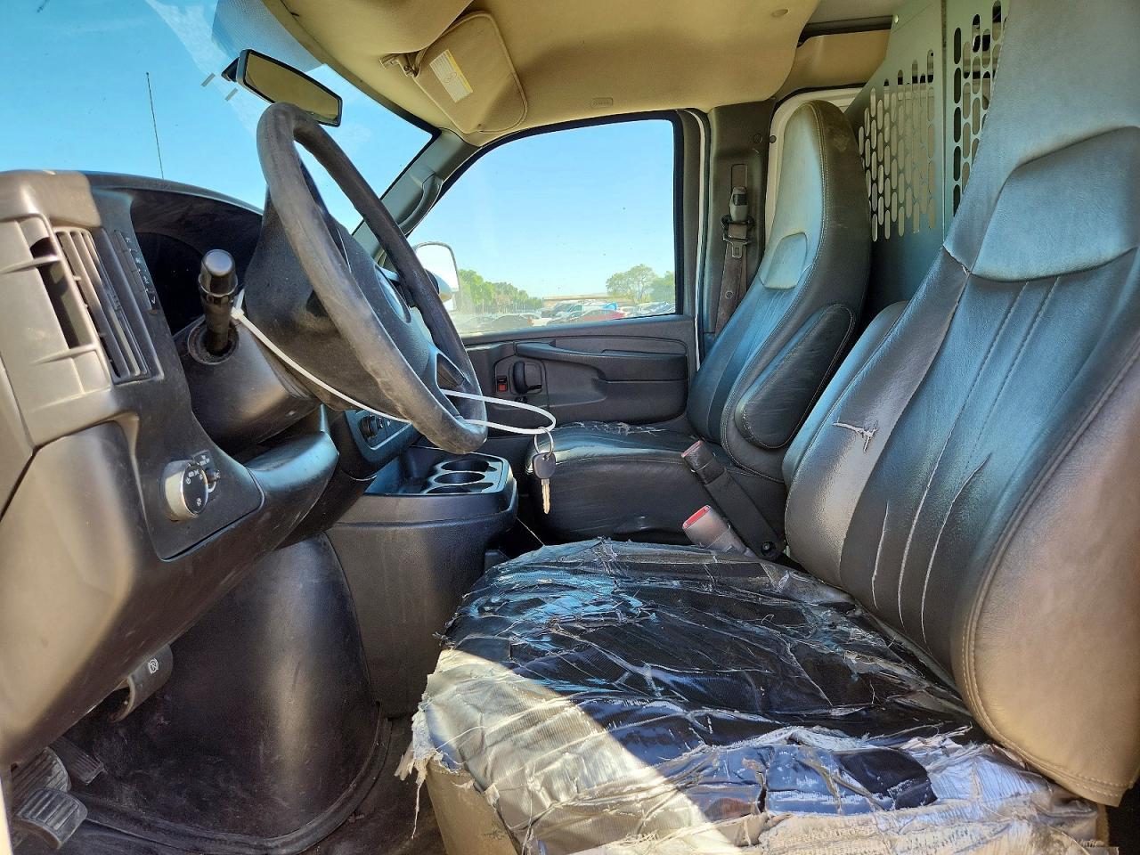 2014 Chevrolet Express 2500 Cargo Delivery Van