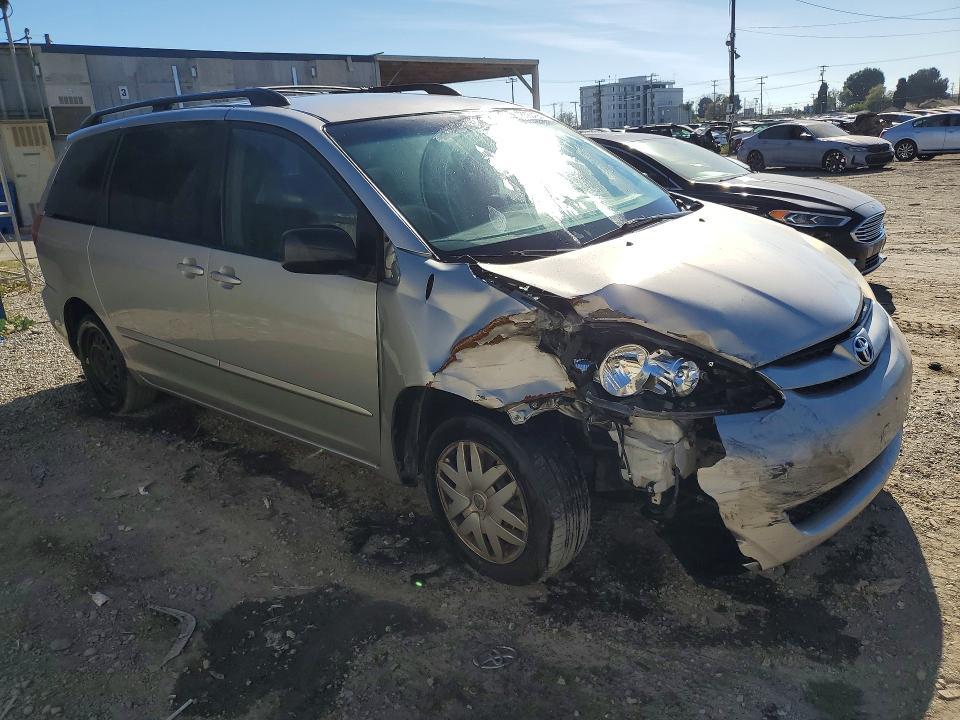 2008 Toyota Sienna le 8-passenger
