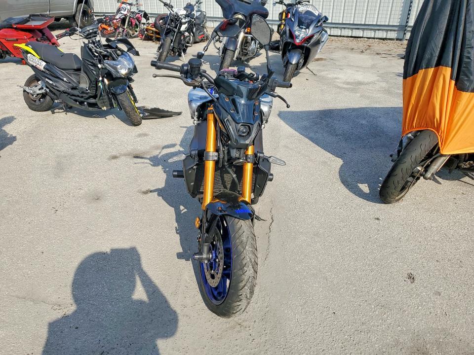 2023 Yamaha Mt09 d