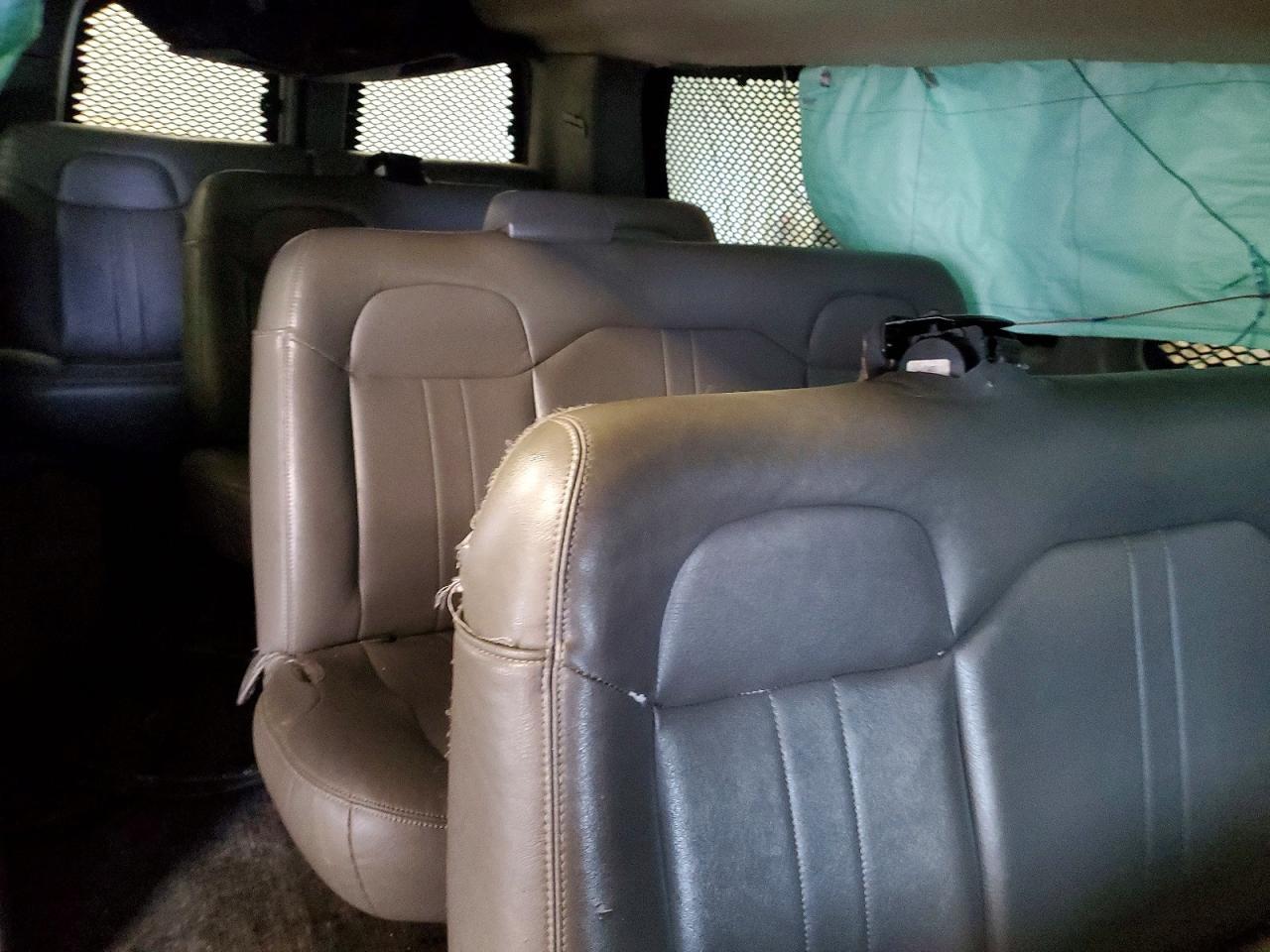 2017 Chevrolet Express G3500 LS