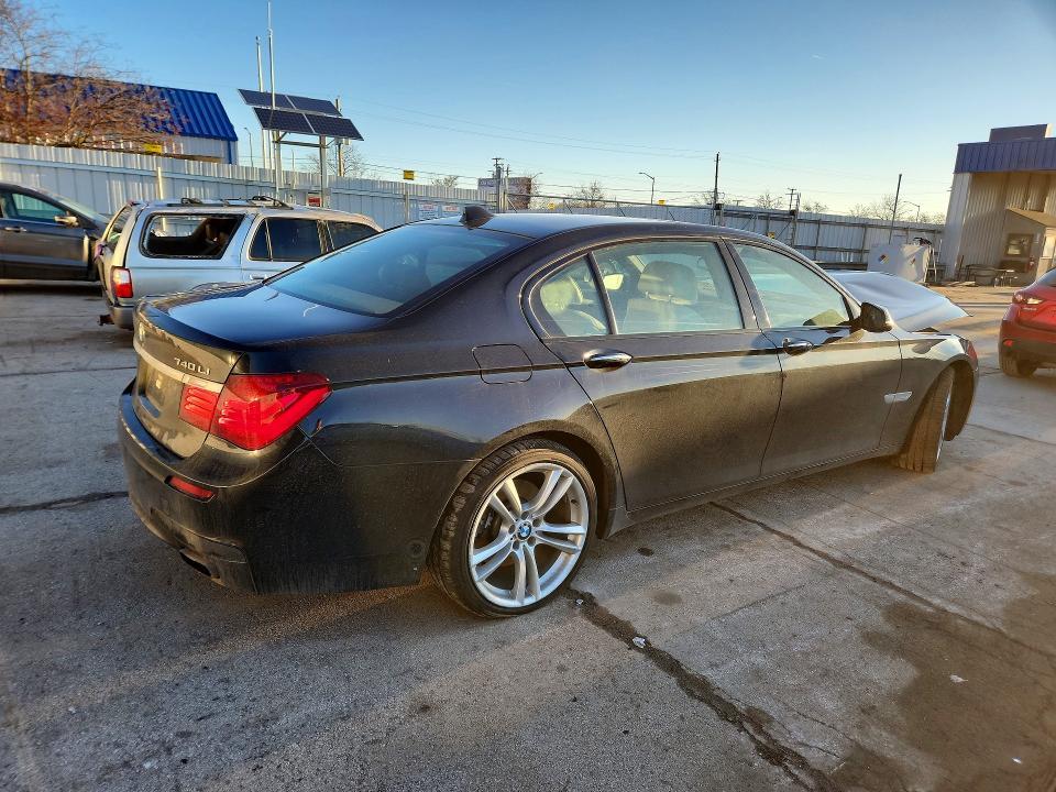 2014 BMW 740 li