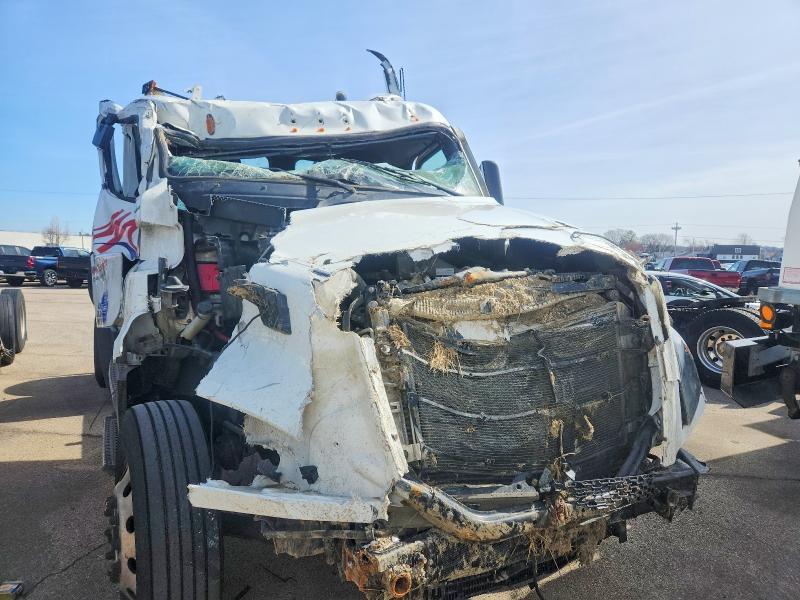 2022 Freigliner 2022 Freightliner Cascadia 126 Semi Truck