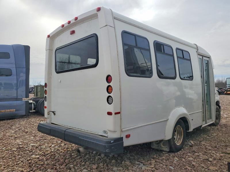 2018 Ford Econoline E350 Super Duty Cutaway Van