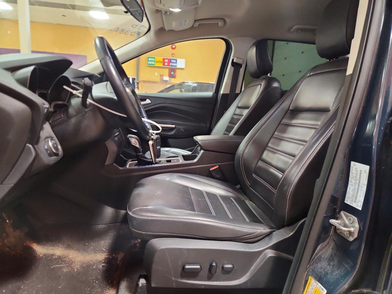 2019 Ford Escape sel
