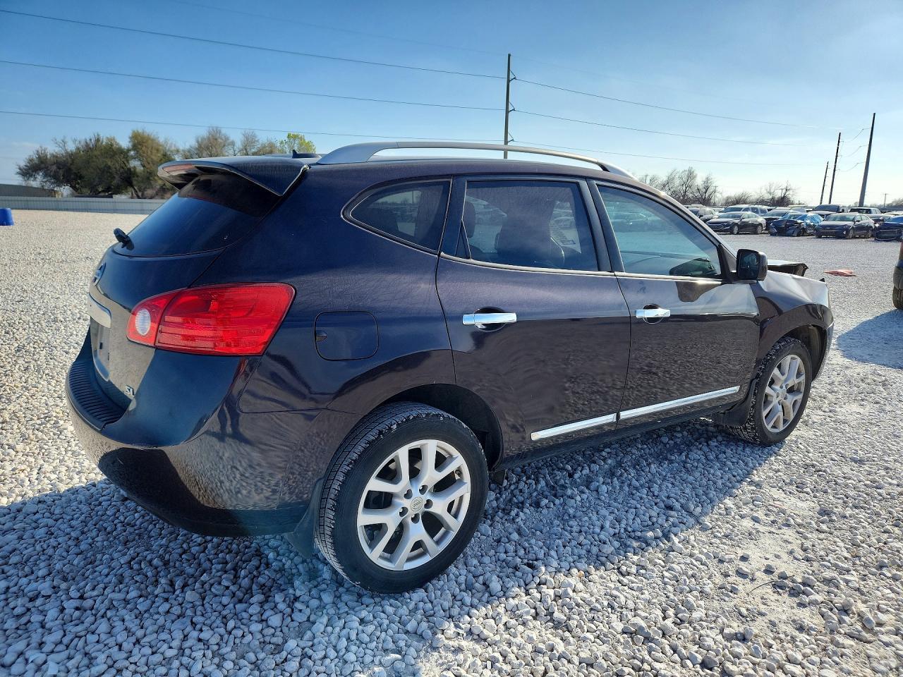 2013 Nissan Rogue s