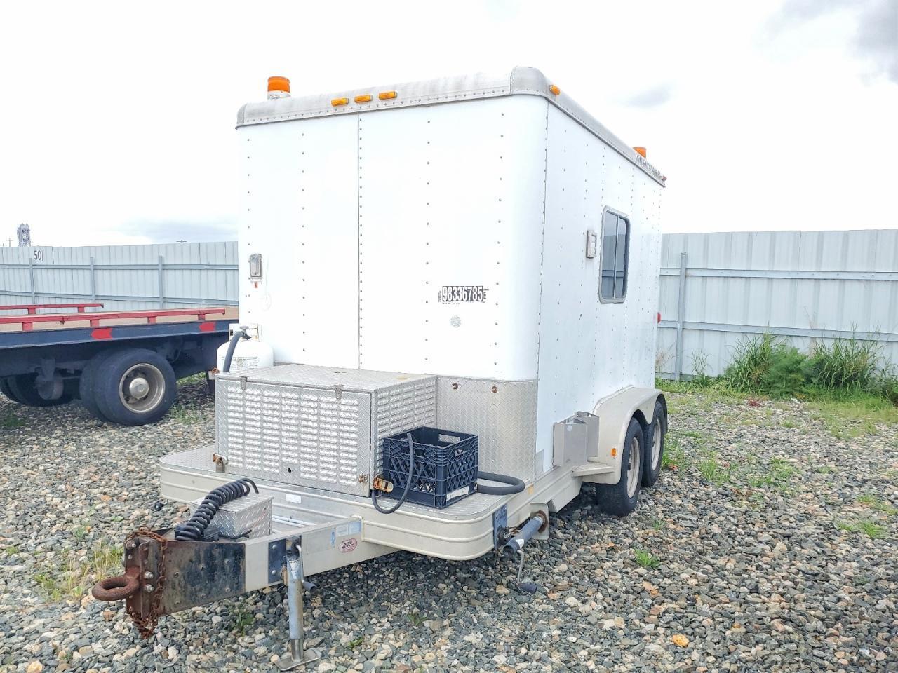 2000 Pelsue Fiber Optic Splicing Trailer