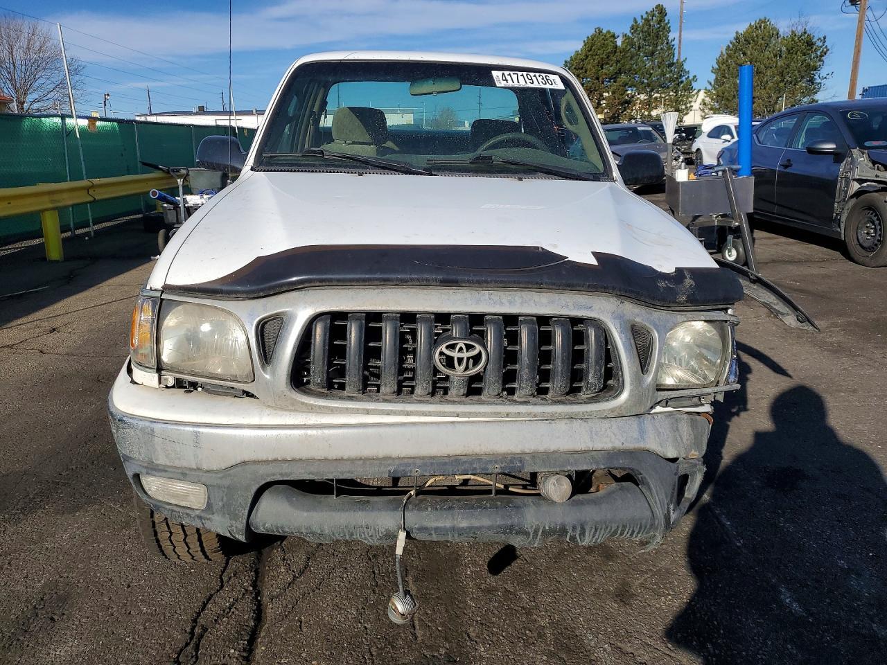 2002 Toyota Tacoma Base