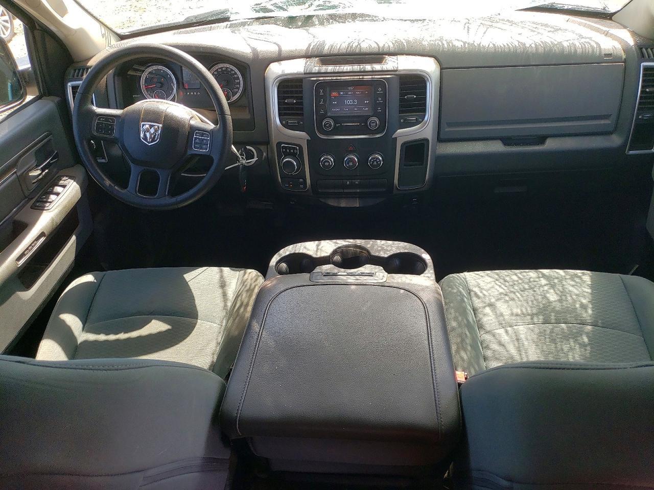 2017 Dodge RAM 1500 SLT