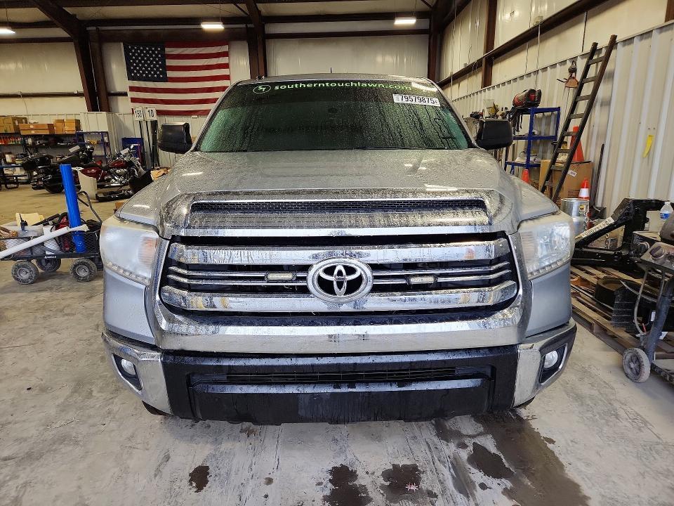 2016 Toyota Tundra SR5